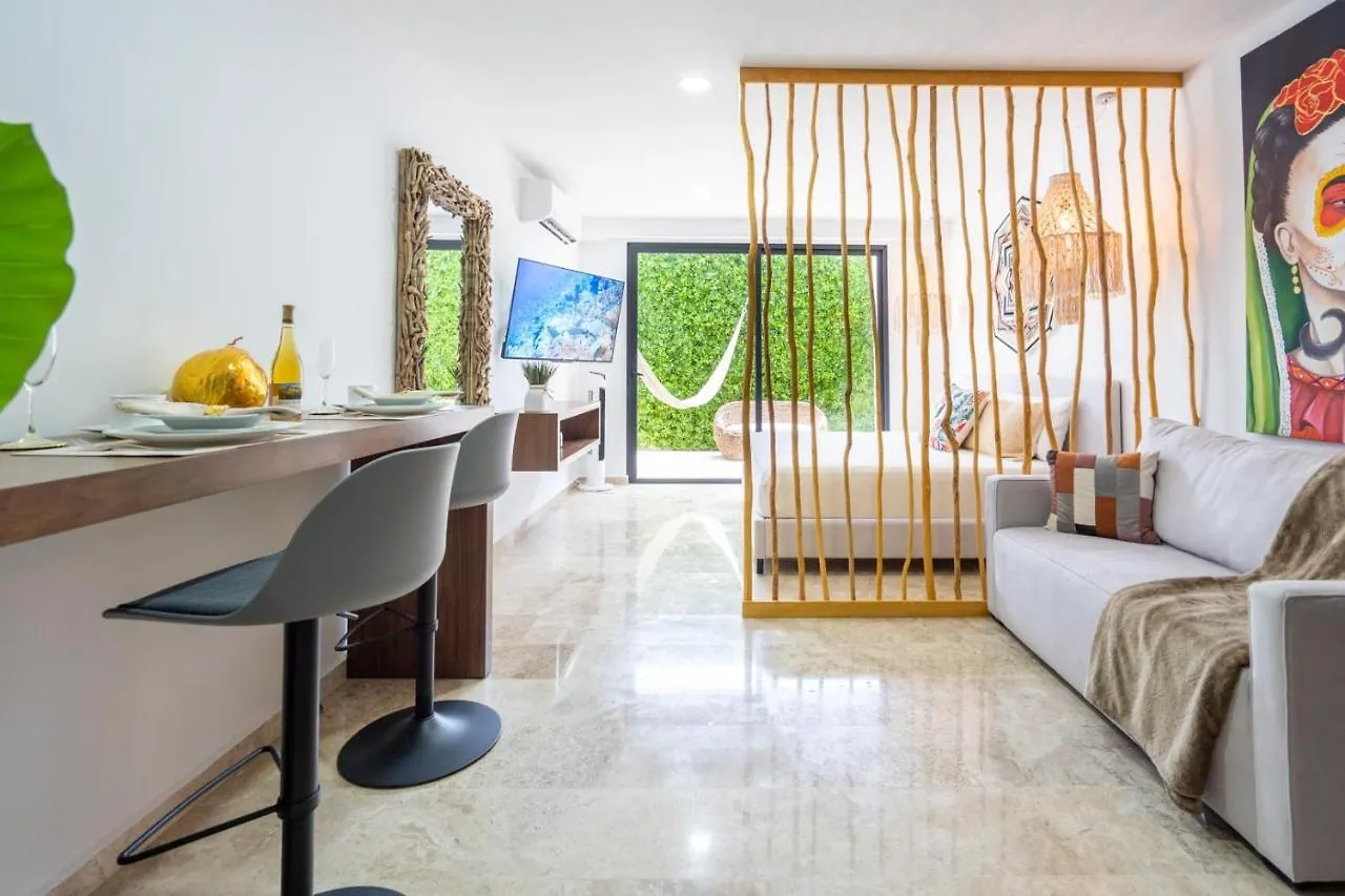 Midtown 2 By Andiani Travel Apartment Playa del Carmen
